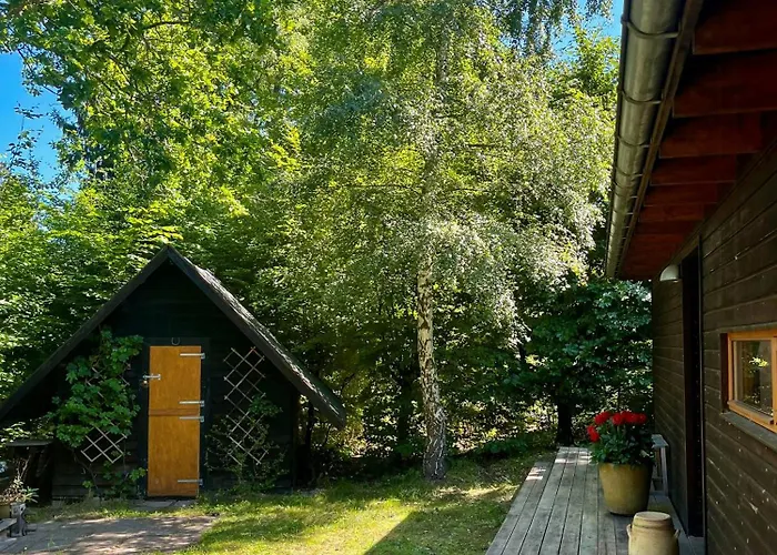 Дом отдыха Architect-designed Wooden House In Lunde